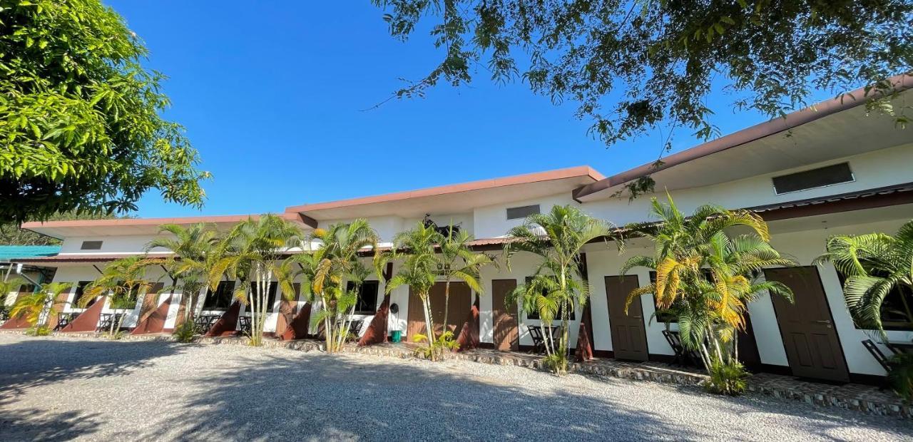 Kevin Resort Mae Phim Extérieur photo