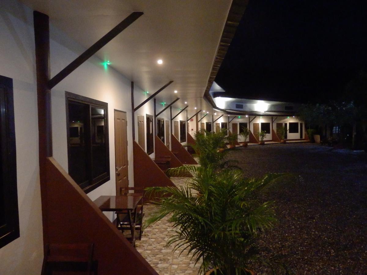 Kevin Resort Mae Phim Extérieur photo